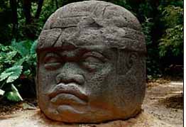 Stone_Balls_Olmec_Head.jpg (14781 bytes)