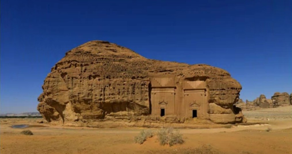 MADAIN_SALEH_GENERATOR4A.jpg (79044 bytes)