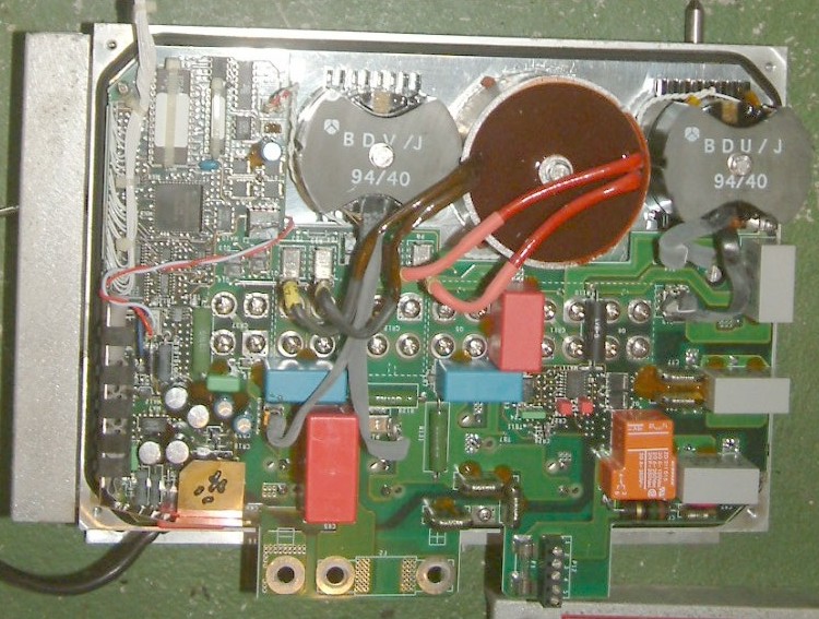 SIEMENS_CHARGER_PCB.jpg (146120 bytes)