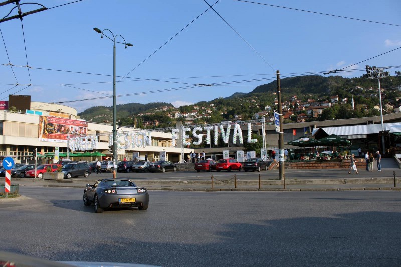 TESLA ROADSTER - SARAJEVO, SKENDERIJA