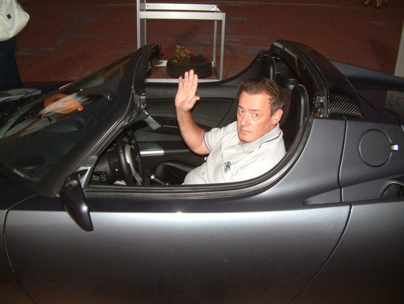 Docekao sam i taj dan da sjednem i vozim se u americkom elektricnom automobilu.