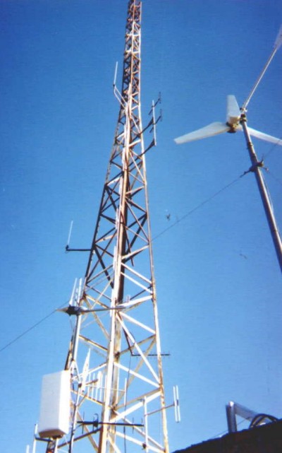 crnusha_existing_tower.jpg (51702 bytes)