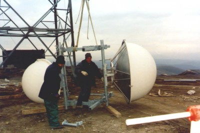 mw_anntenas_ready_lift_golesh.jpg (30298 bytes)