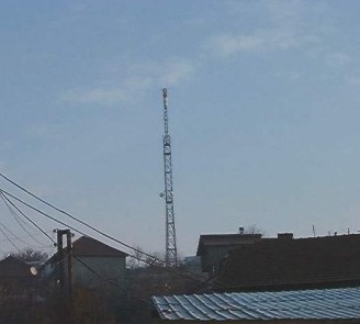 PristinaHill_tower.JPG (16258 bytes)